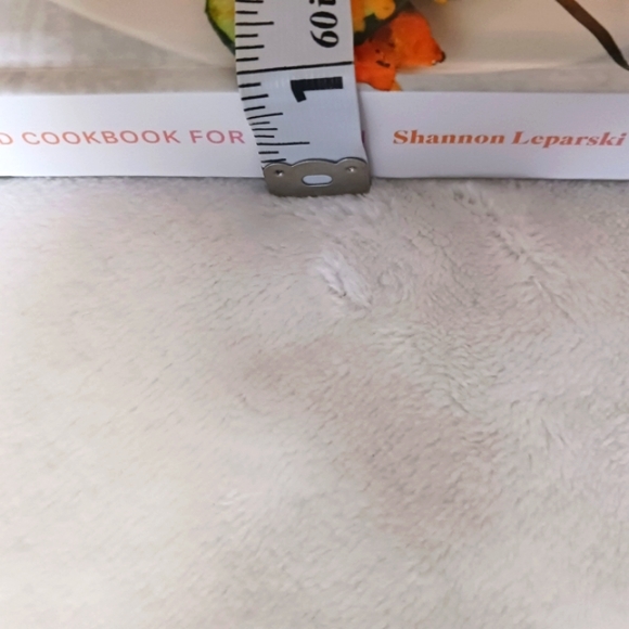 The Plant-Based Cookbook For Women, Author Shannon Leparski - Picture 15 of 16
